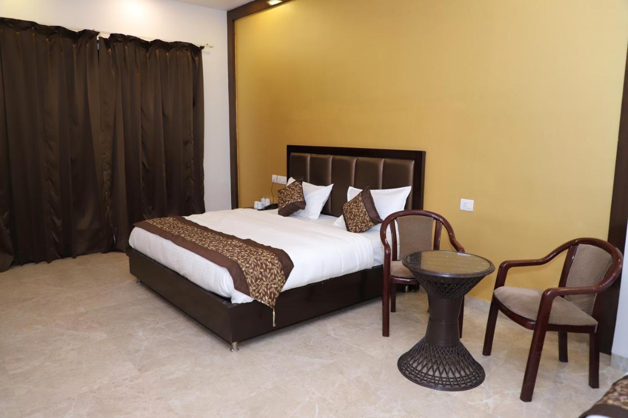 Nirvana Rooms Gurgaon Zewnętrze zdjęcie