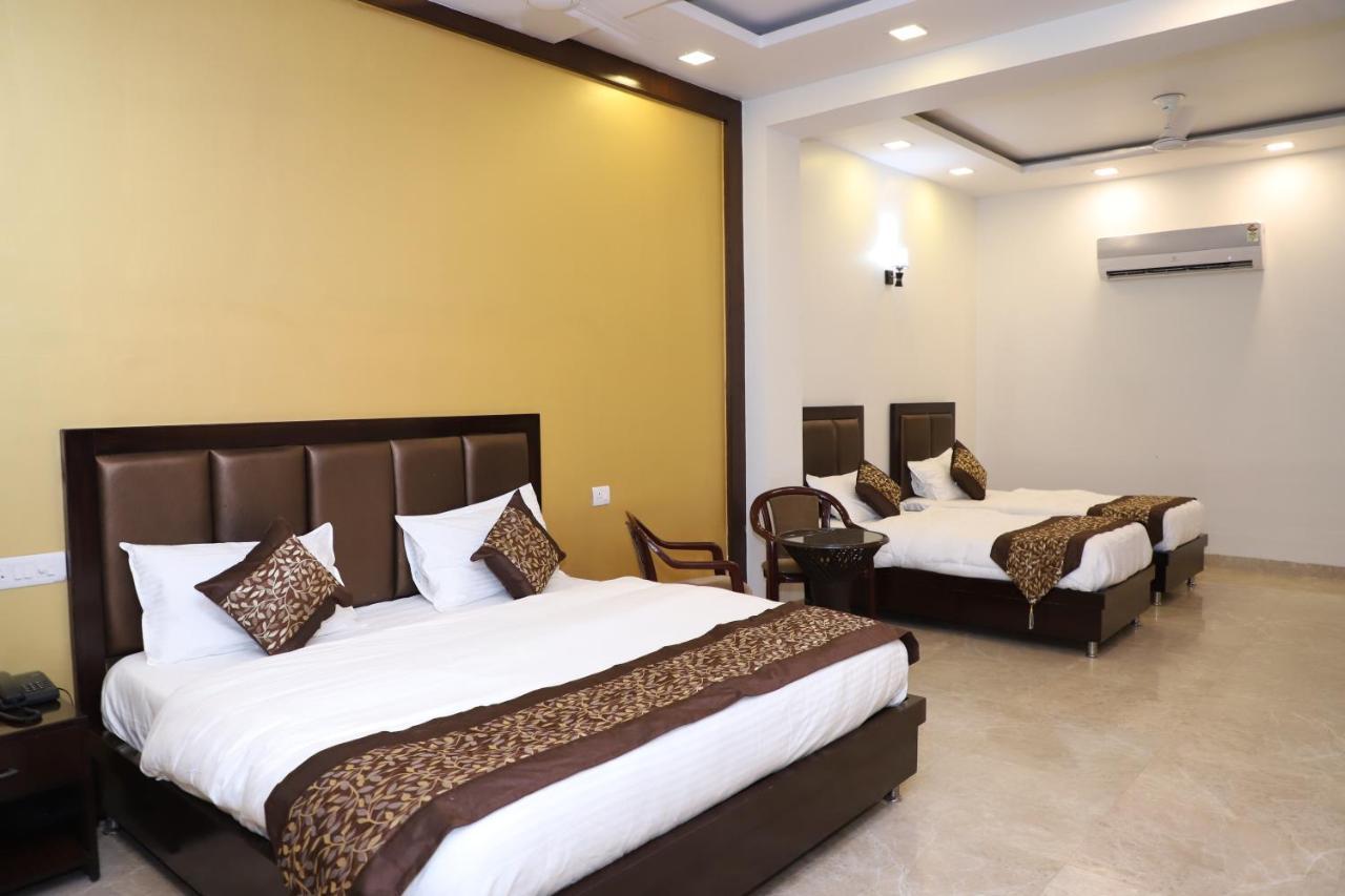 Nirvana Rooms Gurgaon Zewnętrze zdjęcie